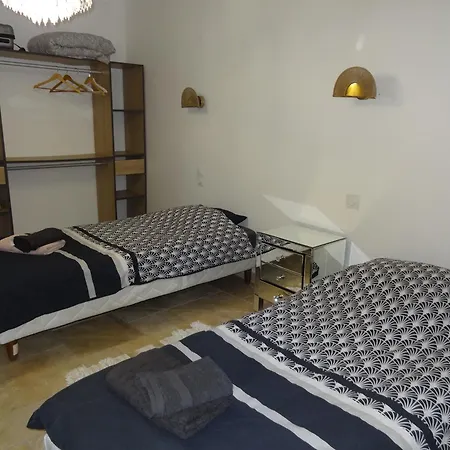 Les Bosquets Apartment *